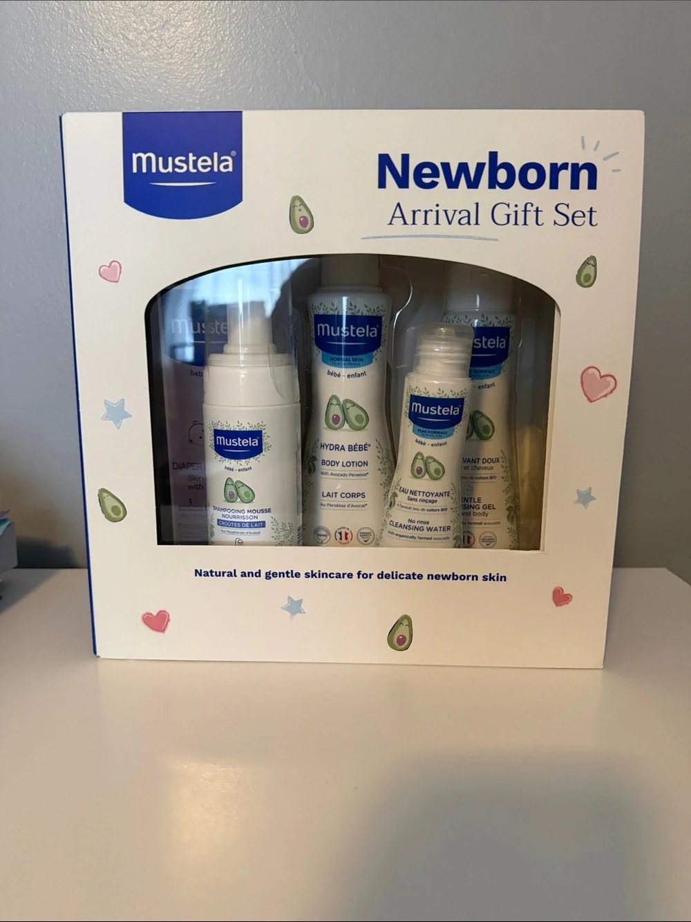 Mustela Newborn Arrival Gift Set – White & Blue